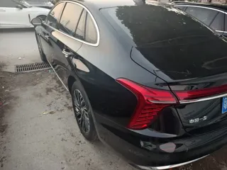 Hongqi H5 2025 купить из Китая, цена 3 050 000 ₽ — Suifenhe Auto