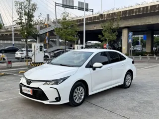 Toyota Corolla 2019 купить из Китая, цена 1 301 000 ₽ — Suifenhe Auto