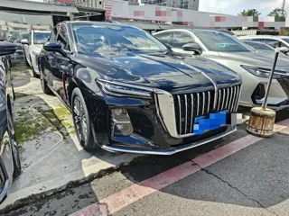 Hongqi H5 2024 купить из Китая, цена 2 782 000 ₽ — Suifenhe Auto