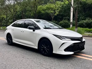 Toyota Corolla 2022 купить из Китая, цена 1 800 000 ₽ — Suifenhe Auto