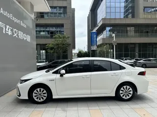 Toyota Corolla 2023 купить из Китая, цена 1 667 000 ₽ — Suifenhe Auto