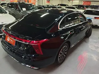 Hongqi H5 2025 купить из Китая, цена 3 919 000 ₽ — Suifenhe Auto