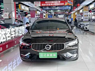 Volvo S60 2024 купить из Китая, цена 3 890 000 ₽ — Suifenhe Auto