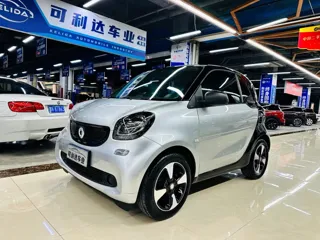 smart fortwo 2018 купить из Китая, цена 1 352 000 ₽ — Suifenhe Auto