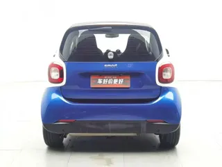 smart fortwo 2019 купить из Китая, цена 1 152 000 ₽ — Suifenhe Auto