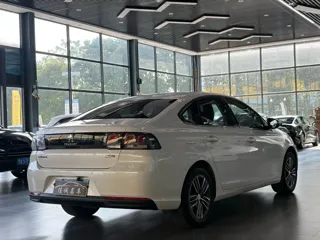 Peugeot 308 2018 купить из Китая, цена 1 193 000 ₽ — Suifenhe Auto
