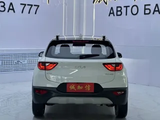 Kia Stonic 2023 купить из Китая, цена 1 675 000 ₽ — Suifenhe Auto