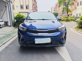 Kia Stonic 2022 купить из Китая, цена 1 117 000 ₽ — Suifenhe Auto