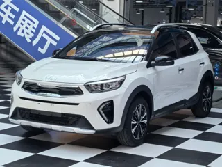 Kia Stonic 2023 купить из Китая, цена 1 392 000 ₽ — Suifenhe Auto