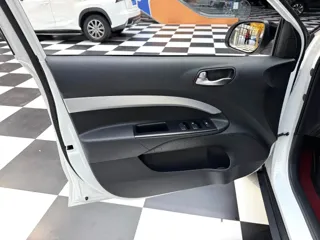 Kia Stonic 2022 купить из Китая, цена 1 457 000 ₽ — Suifenhe Auto