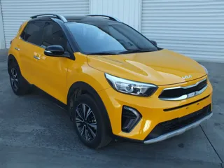 Kia Stonic 2022 купить из Китая, цена 1 352 000 ₽ — Suifenhe Auto