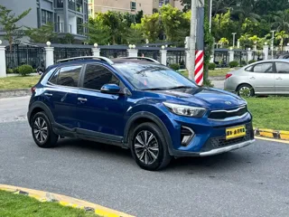 Kia Stonic 2021 купить из Китая, цена 1 263 000 ₽ — Suifenhe Auto