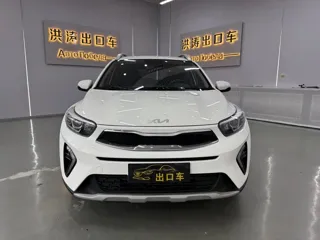 Kia Stonic 2023 купить из Китая, цена 1 483 000 ₽ — Suifenhe Auto