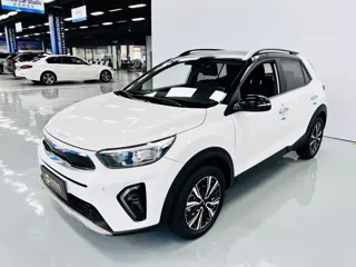Kia Stonic 2022 купить из Китая, цена 1 326 000 ₽ — Suifenhe Auto
