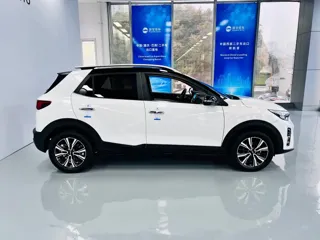 Kia Stonic 2022 купить из Китая, цена 1 326 000 ₽ — Suifenhe Auto