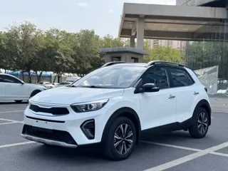 Kia Stonic 2021 купить из Китая, цена 1 370 000 ₽ — Suifenhe Auto