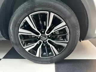 Kia Stonic 2022 купить из Китая, цена 1 352 000 ₽ — Suifenhe Auto