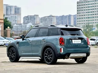 MINI COUNTRYMAN 2020 купить из Китая, цена 2 346 000 ₽ — Suifenhe Auto