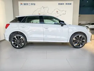Audi Q2L 2024 купить из Китая, цена 3 297 000 ₽ — Suifenhe Auto