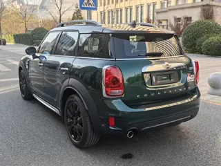 MINI COUNTRYMAN 2019 купить из Китая, цена 1 836 000 ₽ — Suifenhe Auto