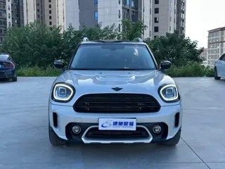 MINI COUNTRYMAN 2022 купить из Китая, цена 3 058 000 ₽ — Suifenhe Auto
