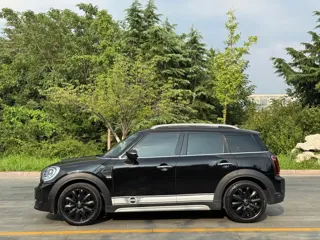 MINI COUNTRYMAN 2021 купить из Китая, цена 1 864 000 ₽ — Suifenhe Auto