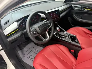 Roewe i5 2021 купить из Китая, цена 1 211 000 ₽ — Suifenhe Auto