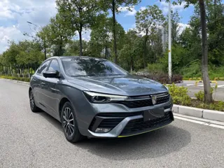 Roewe i5 2022 купить из Китая, цена 981 000 ₽ — Suifenhe Auto