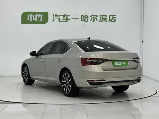 Skoda Superb 2022 купить из Китая, цена 2 099 000 ₽ — Suifenhe Auto
