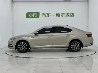 Skoda Superb 2022 купить из Китая, цена 2 099 000 ₽ — Suifenhe Auto
