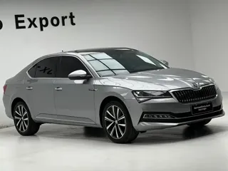 Skoda Superb 2023 купить из Китая, цена 2 465 000 ₽ — Suifenhe Auto