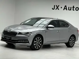 Skoda Superb 2023 купить из Китая, цена 2 374 000 ₽ — Suifenhe Auto
