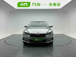 Skoda Superb 2022 купить из Китая, цена 2 059 000 ₽ — Suifenhe Auto