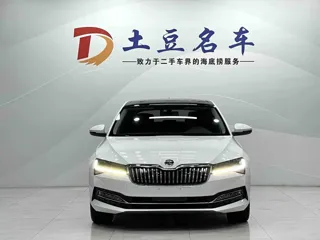 Skoda Superb 2022 купить из Китая, цена 2 334 000 ₽ — Suifenhe Auto