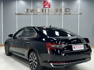 Skoda Superb 2023 купить из Китая, цена 2 426 000 ₽ — Suifenhe Auto