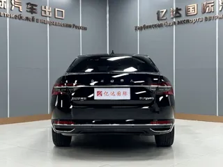 Skoda Superb 2023 купить из Китая, цена 2 426 000 ₽ — Suifenhe Auto