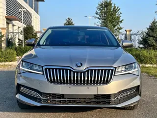 Skoda Superb 2023 купить из Китая, цена 2 988 000 ₽ — Suifenhe Auto