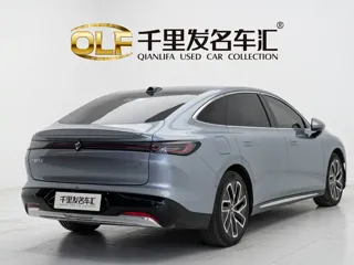 Baojun Xiangjing 2025 купить из Китая, цена 2 936 000 ₽ — Suifenhe Auto