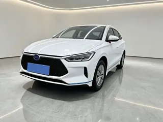 BYD e2 2019 купить из Китая, цена 967 000 ₽ — Suifenhe Auto