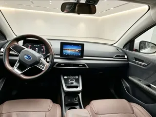BYD e2 2019 купить из Китая, цена 967 000 ₽ — Suifenhe Auto