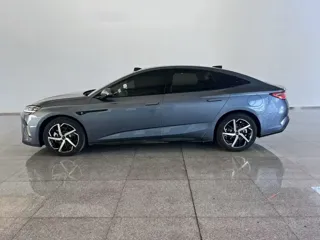 BYD 07 DM-i 2025 купить из Китая, цена 4 111 000 ₽ — Suifenhe Auto