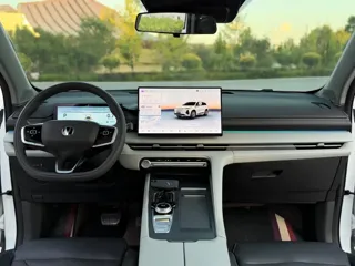 Changan CS75PLUS 2026 купить из Китая, цена 3 079 000 ₽ — Suifenhe Auto