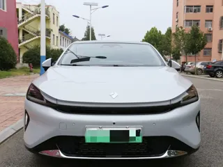Baojun Xiangjing 2025 купить из Китая, цена 2 936 000 ₽ — Suifenhe Auto