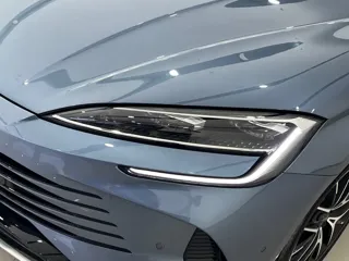 BYD 07 DM-i 2025 купить из Китая, цена 3 404 000 ₽ — Suifenhe Auto