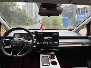 Aion Y 2025 купить из Китая, цена 1 801 000 ₽ — Suifenhe Auto