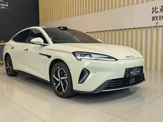 BYD 07 DM-i 2025 купить из Китая, цена 4 226 000 ₽ — Suifenhe Auto