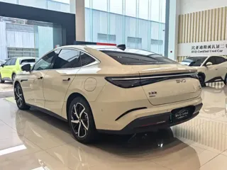 BYD 07 DM-i 2025 купить из Китая, цена 4 226 000 ₽ — Suifenhe Auto