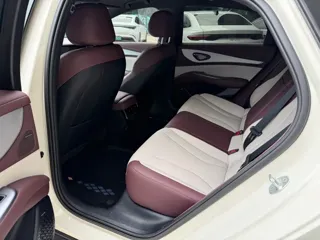 BYD 07 DM-i 2025 купить из Китая, цена 4 149 000 ₽ — Suifenhe Auto