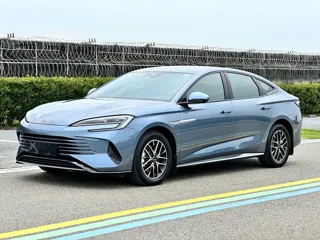 BYD 07 DM-i 2025 купить из Китая, цена 2 879 000 ₽ — Suifenhe Auto