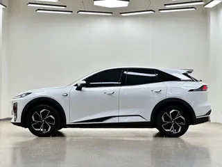 Deepal S07 2026 купить из Китая, цена 3 882 000 ₽ — Suifenhe Auto